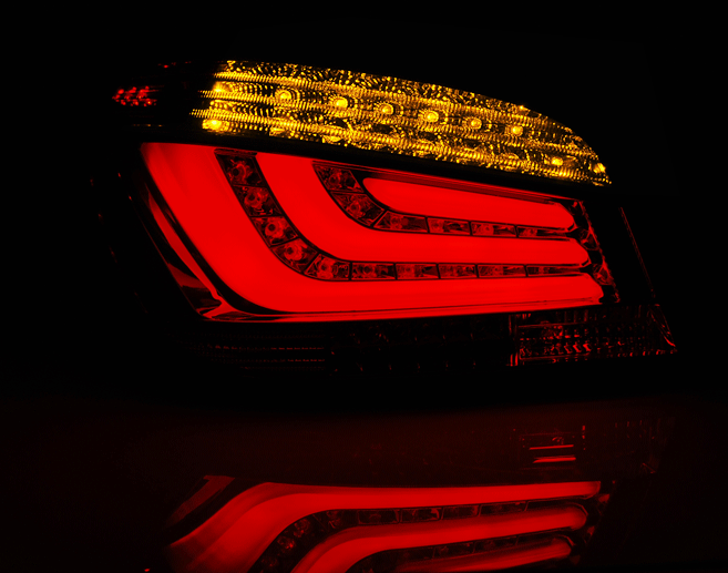 2 faróis traseiros BMW Serie 5 E60 LED LTI 03-07 - Vermelho