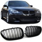 Grilles calandre BMW Serie 5 E60 E61 03-10 look M5 - Noir Brillant