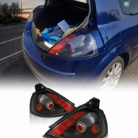 2 Feux arriere Renault Megane 2 02-05 - Noir