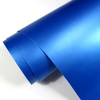 Film covering Premium Matt bleu métallisé mat 152 cm anti-bulles vendu au mètre