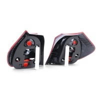 Feu arriere droit BMW Serie 1 E81 E87  07-12 - Fume Rouge