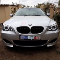 2 Phares avant BMW Serie 5 E60/E61 Xenon Angel Eyes CCFL 03-04 - Noir