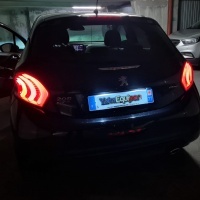 2 luces LED Peugeot 208 12-15 - Rojo