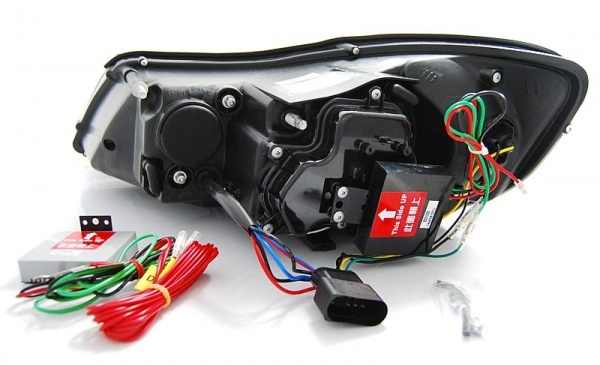 2 Phares avant Skoda Octavia 2 devil eyes DRL LED - 09-12 - Chrome