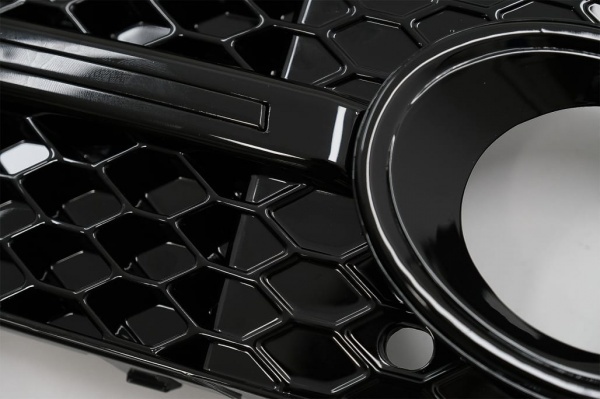 Grilles antibrouillard Audi A4 B8 07-11 - Noir brillant - look RS