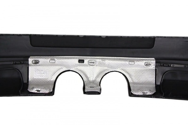 Pare choc arriere VW Golf 5 (V) look R32 - double sortie centrale protec
