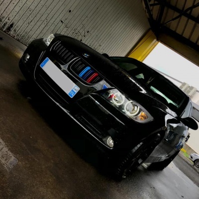 Paire de phares Angel eyes Led noir BMW série 3 E90 + E91 01/2005 - 08/2008  499,90 € Pièces Design 123GOPIECES Livraison Offerte pour 2 produits  achetés !