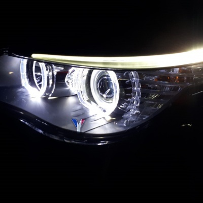 Phares BMW 5 Berline (E60) LED et Xenon pas cher chez magasin en ligne de  qualité d'origine