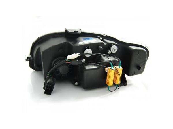 2 Phares avant AUDI A4 (B7) - LTI et LED - Noir