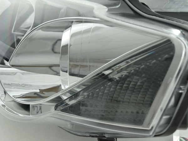 2 Phares avant VW Passat B6 (3C) Devil Eyes LED - Chrome