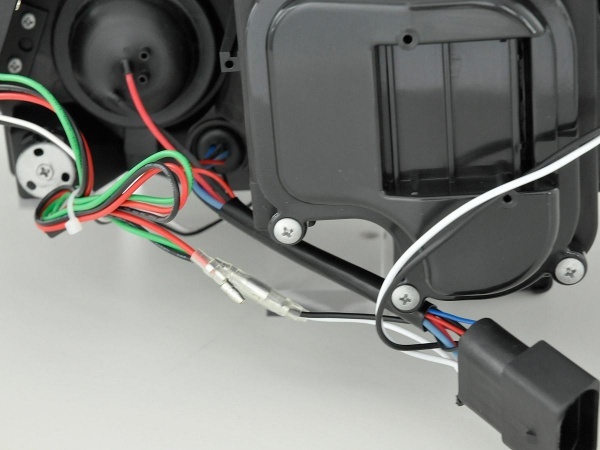 2 Phares avant VW Passat B6 (3C) Devil Eyes LED - Chrome