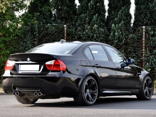 Pare choc arriere BMW Serie 3 E90 05-11 look M3 double - PDC