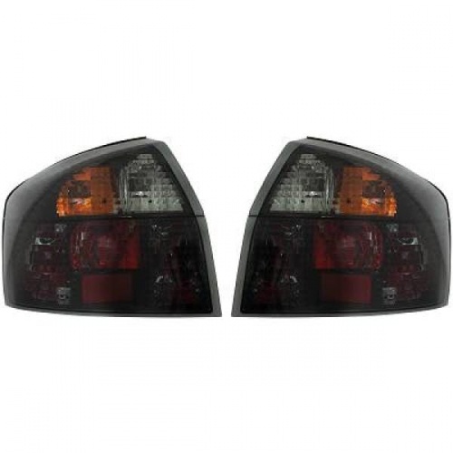 2 Feux arriere AUDI A4 (B6) 00-04 - berline - cristal