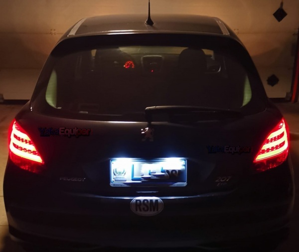 2 luzes traseiras LED LTI Peugeot 207 - escurecidas em vermelho