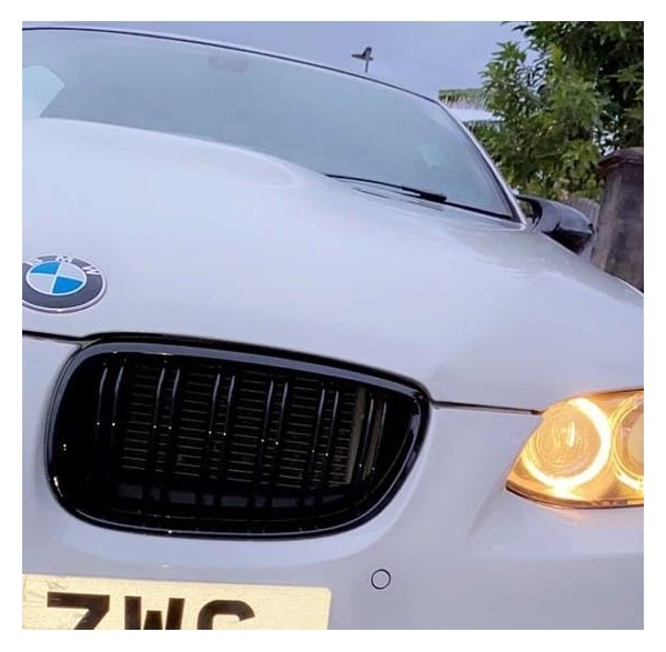 Grilles calandre BMW Serie 3 E90 E91 LCI 08-12 look M3 - Noir Brillant