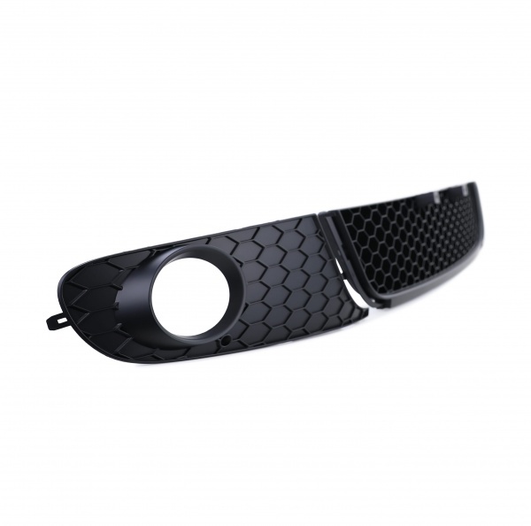 Grilles VW GOLF 6 - look GTI nid d'abeille - Noir mat