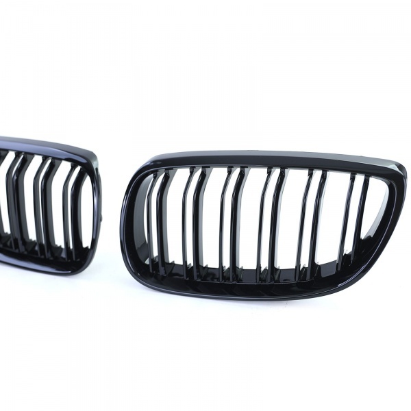 Grilles calandre BMW Serie 3 E92 E93 05-10 - look M - Noir brillant