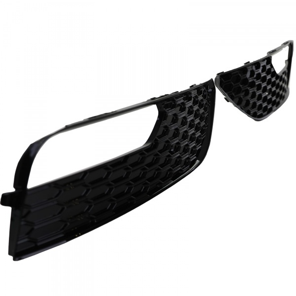 Grilles antibrouillard Audi A3 8V 2012 -2016 - look RS3 noir brillant