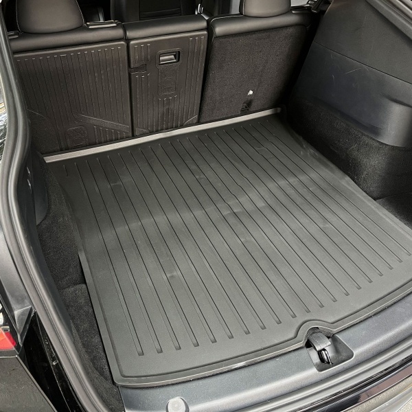 Tapis de coffre arriere caoutchouc - Noir Mat - Tesla Model Y