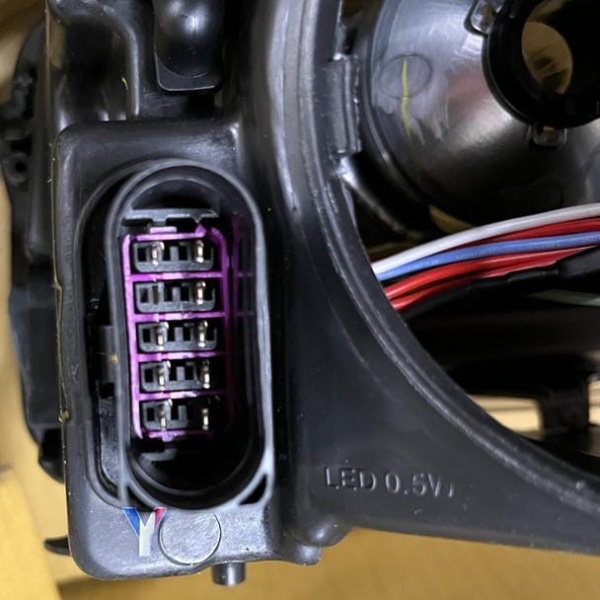 2 Phares avant VW GOLF 6 LED 08-12 Noir look xenon