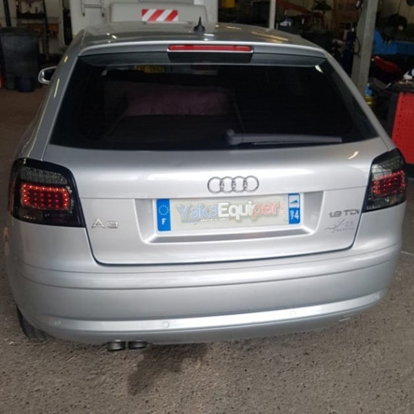 2 Feux arriere AUDI A3 8P LED 03-07 Noir