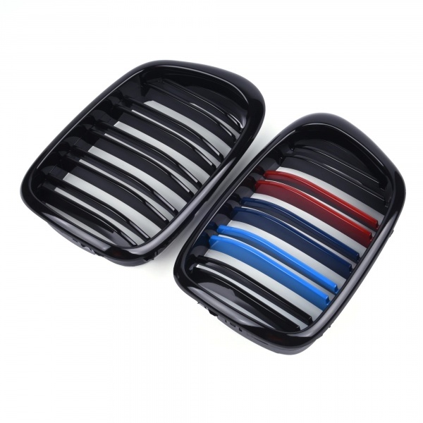 Grilles calandre BMW Serie 5 E39 look couleur M - 95-04 - Noir Brillant