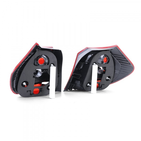 Feu arriere droit BMW Serie 1 E81 E87  07-12 - Fume Rouge
