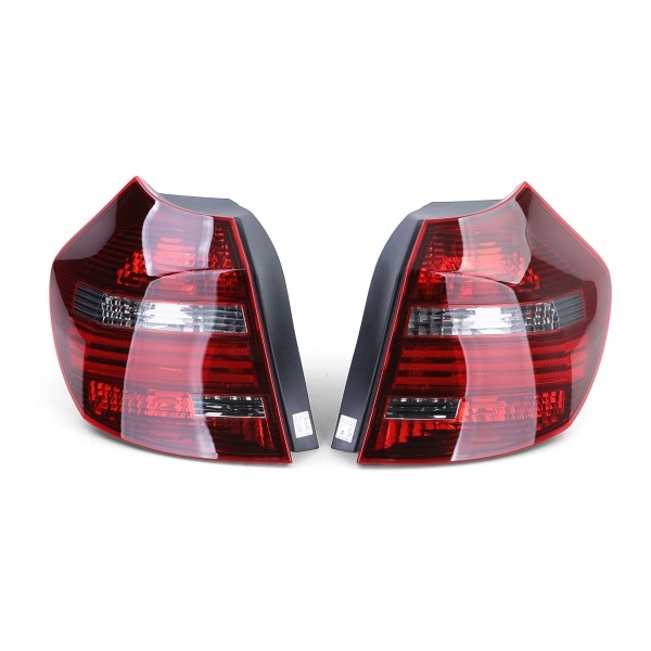2 Feux arriere BMW Serie 1 E81 E87  07-12 - Fume Rouge