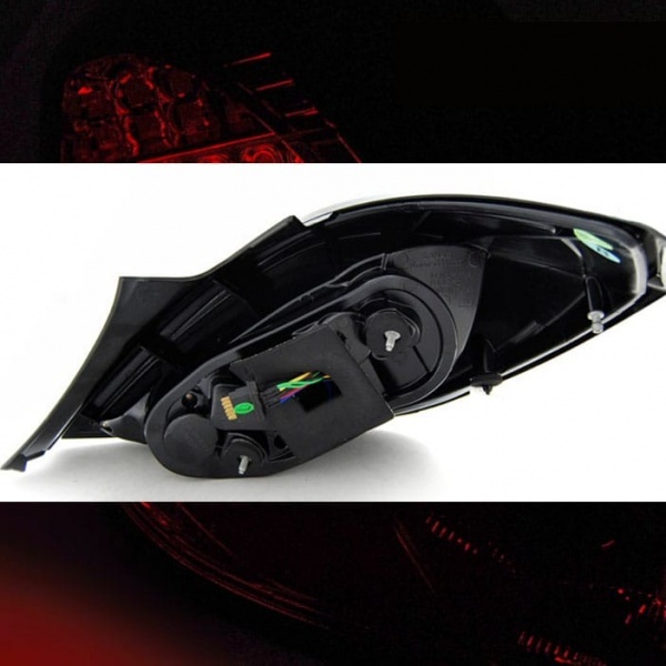 2 Feux arriere Opel Corsa D 3P 06-14 - Noir