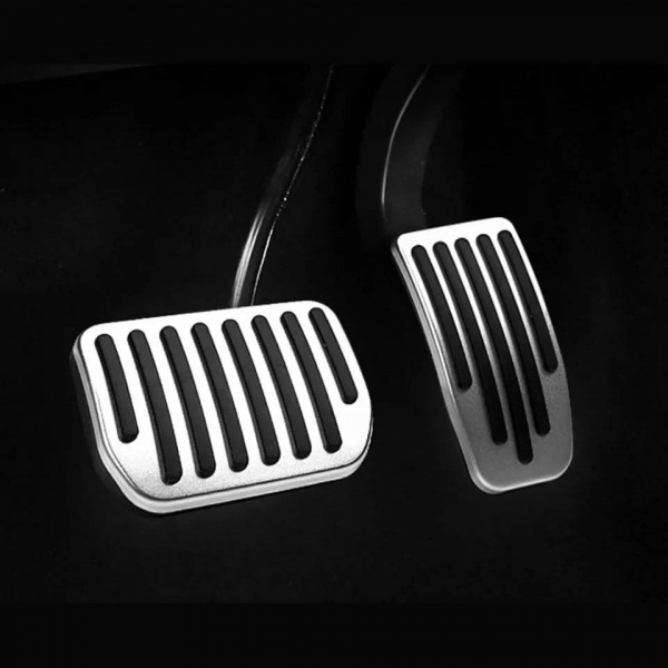 Pedales Alu look perf - Tesla Model 3/Y - 19-24 - Alu