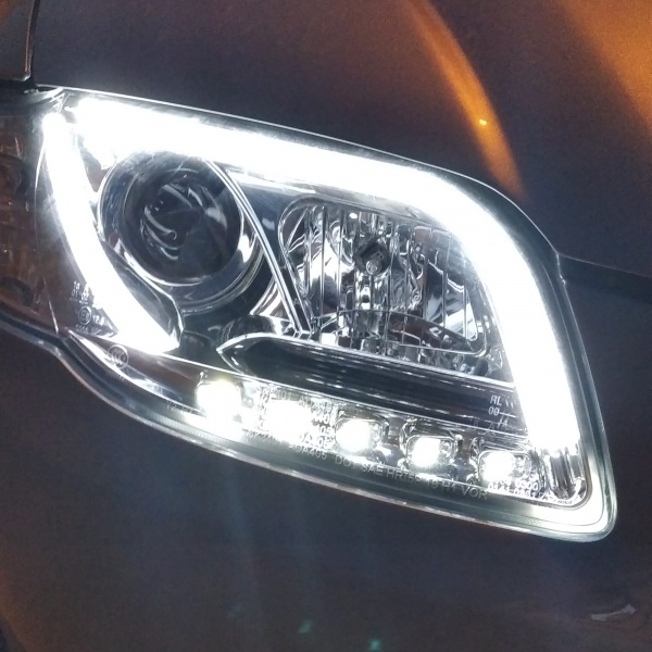 2 Phares LED AUDI A4 B7 (8E) 04-07 - LTI - Chrome