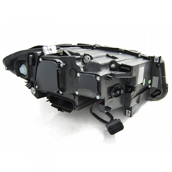 2 Phares xenon BMW Serie 5 F10 F11 Angel Eyes LED 10-13 look Iconic - Chrome