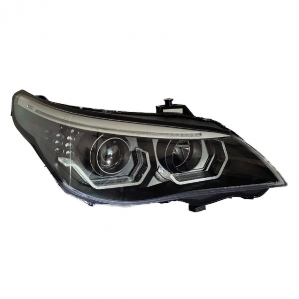 2 Phares xenon BMW Serie 5 E60 E61 Angel Eyes LED 07-10 look Iconic - Noir