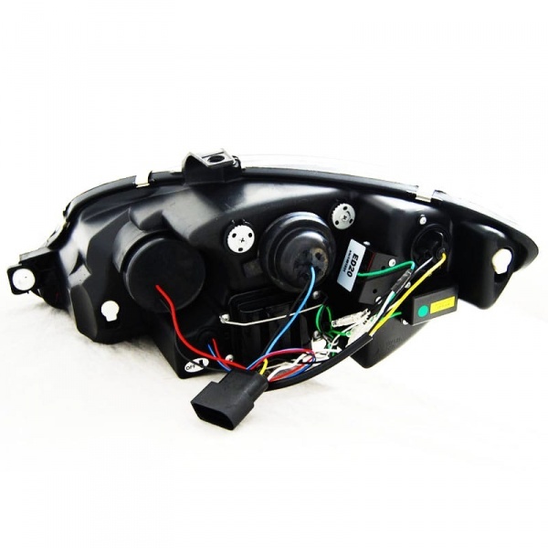 2 Phares SEAT Leon Altea 1P1 09-13 - Devil LED - Noir