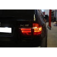 2 BMW X5 E70 07-10 rear lights - LTI - Red
