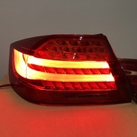 2 BMW Serie 3 E92 LED 06-10 faróis traseiros - Tingido de vermelho