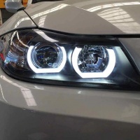 2 BMW Serie 3 E90 E91 Angel Eyes LED U-LTI 05-08 Headlights - Black