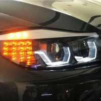 2 BMW Serie 3 E90 E91 Angel Eyes LED 05-12 Fari Look iconico - Nero