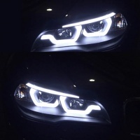 2 faróis de xenônio BMW X5 E70 Angel Eyes icônicos LED 07-13 - preto