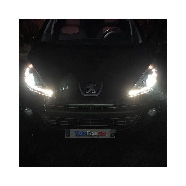 2 Peugeot 207 Devil Eyes LED R87-koplampen - Chroom