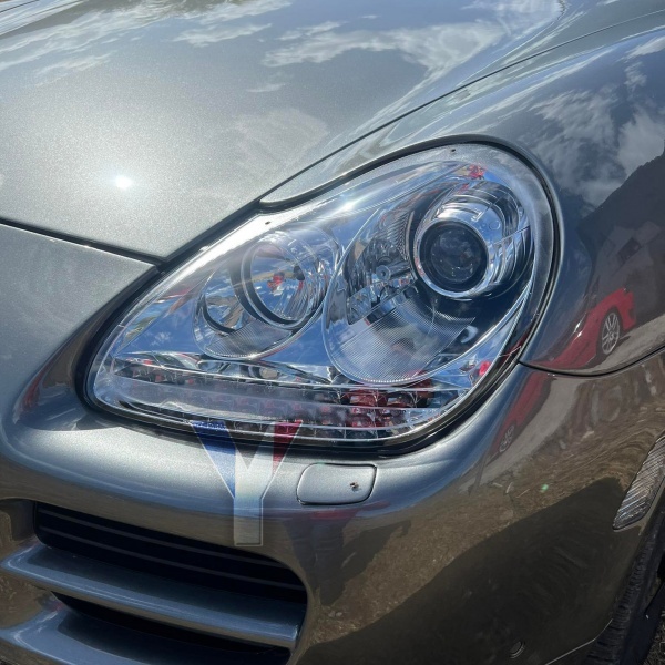 2 Porsche Cayenne DRL LED 03-07 xenon headlights - Chrome